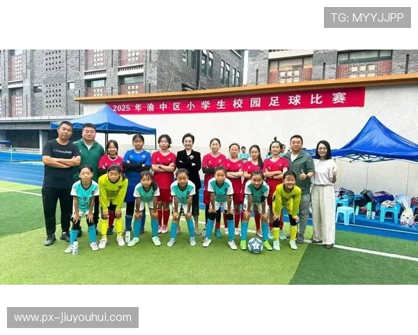 同江起点杯足球赛精彩纷呈 各队激情角逐力争冠军荣耀